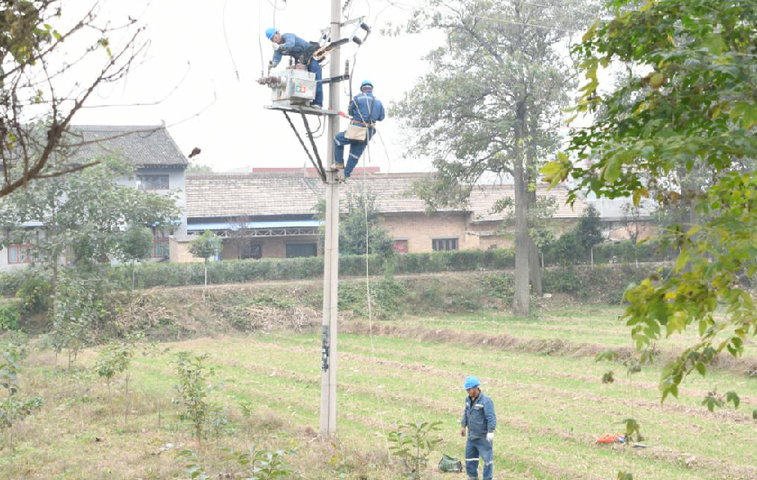 西安市臨潼區(qū)：加快消缺力度 保障冬季用電需求