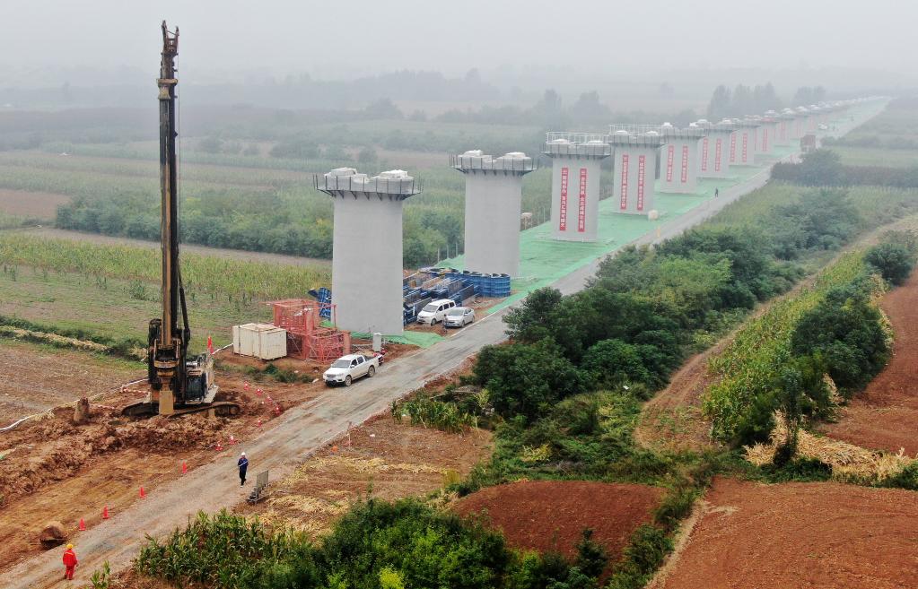 西十高鐵跑出項(xiàng)目建設(shè)“加速度”